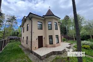 Дом 274м², 3-этажный, участок 12 сот.  