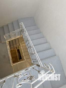 Таунхаус 140м², 4-этажный, участок 1 сот.  