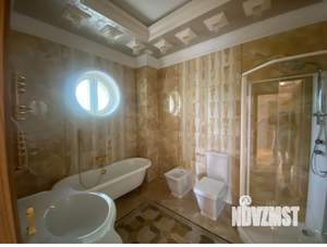 Коттедж 490м², 4-этажный, участок 20 сот.  