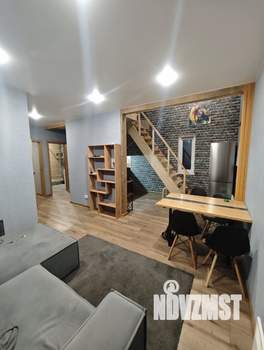 Дом 104м², 2-этажный, участок 6 сот.  