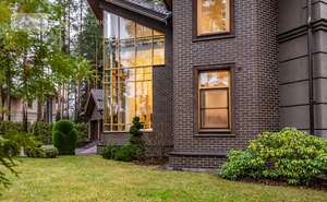 Дом 410м², 2-этажный, участок 18 сот.  