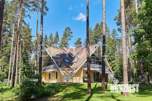 Дом 456м², 2-этажный, участок 40 сот.  