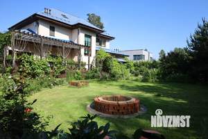 Коттедж 557м², 4-этажный, участок 16 сот.  