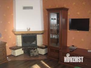 Коттедж 400м&sup2;, 2-этажный, участок 12 сот.  