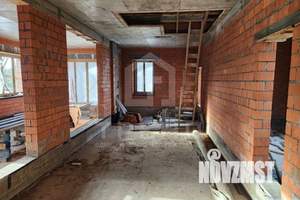 Дом 330м², 2-этажный, участок 12 сот.  