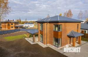 Дом 212м², 2-этажный, участок 14 сот.  