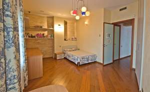 Дом 326м², 4-этажный, участок 12 сот.  