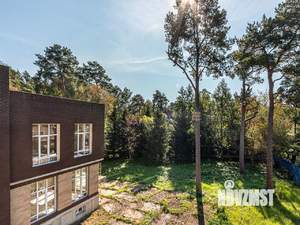 Коттедж 1016м², 3-этажный, участок 30 сот.  