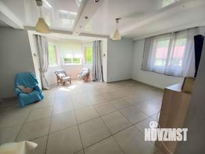 Коттедж 197м², 2-этажный, участок 8 сот.  