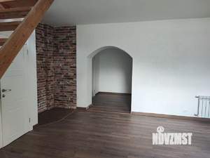 Коттедж 250м², 2-этажный, участок 15 сот.  