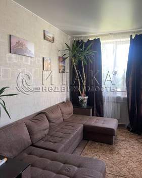 Дом 195м², 3-этажный, участок 15 сот.  