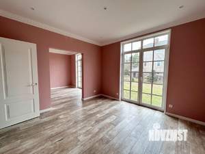 Коттедж 275м², 2-этажный, участок 11 сот.  