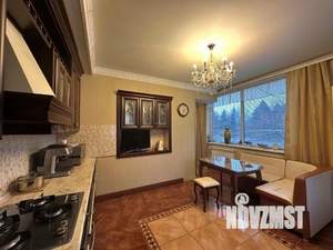 Коттедж 207м², 2-этажный, участок 8 сот.  