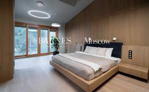 Дом 281м², 4-этажный, участок 3 сот.  