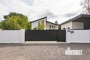 Дом 215м&sup2;, 2-этажный, участок 12 сот.  