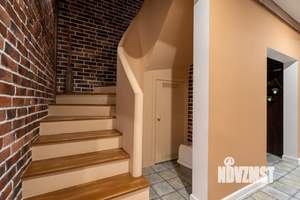 Коттедж 440м², 2-этажный, участок 22 сот.  