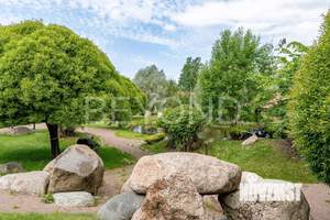 Дом 606м², 3-этажный, участок 37 сот.  