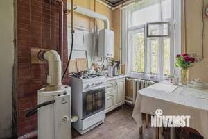 Дом 50м², 2-этажный, участок 11 сот.  