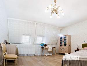 Таунхаус 180м², 3-этажный, участок 180 сот.  