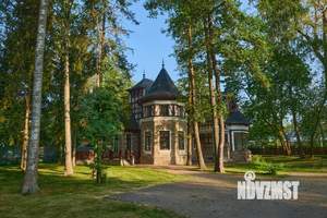 Дом 404м², 3-этажный, участок 46 сот.  