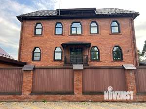Дом 540м², 3-этажный, участок 11 сот.  