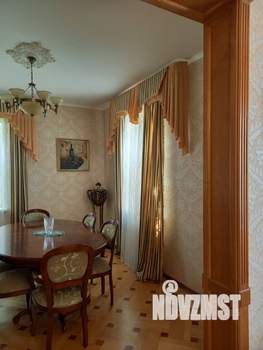 Дом 214м², 2-этажный, участок 16 сот.  