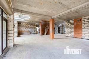 Дом 600м&sup2;, 3-этажный, участок 16 сот.  