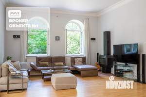 Дом 391м², 4-этажный, участок 32 сот.  