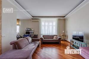 Таунхаус 188м², 3-этажный, участок 3 сот.  