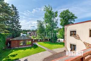 Коттедж 471м², 2-этажный, участок 15 сот.  