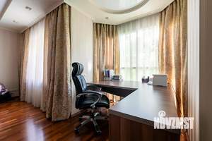 Таунхаус 240м², 4-этажный, участок 2 сот.  