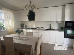 Дом 322м², 2-этажный, участок 6 сот.  