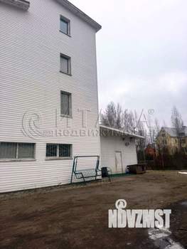 Дом 622м², 3-этажный, участок 18 сот.  