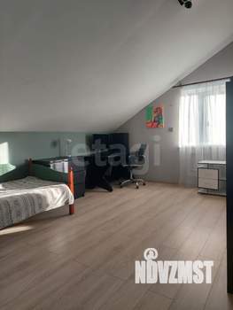 Дом 176м², 2-этажный, участок 6 сот.  