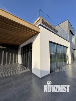 Коттедж 347м&sup2;, 2-этажный, участок 12 сот.  