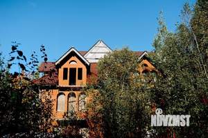 Дом 980м², 4-этажный, участок 12 сот.  