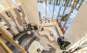 Дом 410м², 2-этажный, участок 18 сот.  