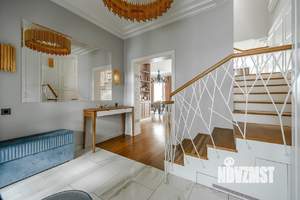 Таунхаус 190м², 3-этажный, участок 1 сот.  