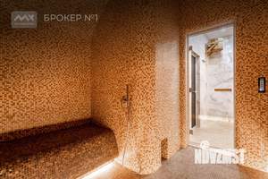 Дом 321м&sup2;, 2-этажный, участок 9 сот.  