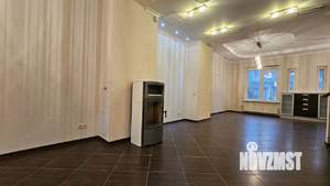 Таунхаус 193м², 3-этажный, участок 1 сот.  