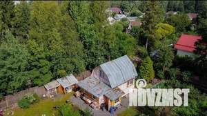 Дом 60м&sup2;, 2-этажный, участок 9 сот.  