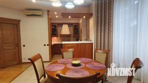 Таунхаус 180м², 3-этажный, участок 2 сот.  