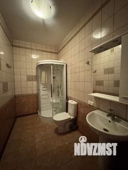 Дом 600м², 3-этажный, участок 14 сот.  