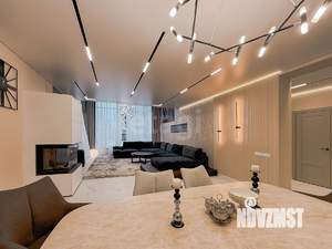 Дом 456м&sup2;, 2-этажный, участок 7 сот.  