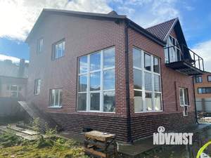 Дом 340м², 2-этажный, участок 10 сот.  