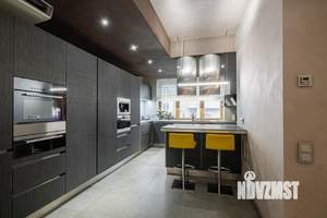 Таунхаус 350м², 4-этажный, участок 1 сот.  