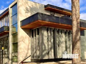 Дом 480м², 3-этажный, участок 8 сот.  