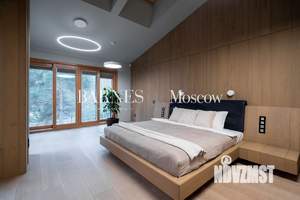 Таунхаус 281м², 4-этажный, участок 3 сот.  