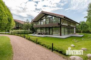 Коттедж 608м&sup2;, 2-этажный, участок 18 сот.  