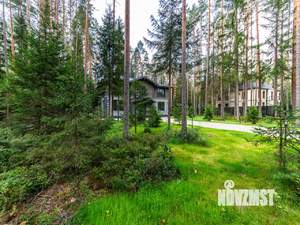 Дом 330м², 2-этажный, участок 25 сот.  